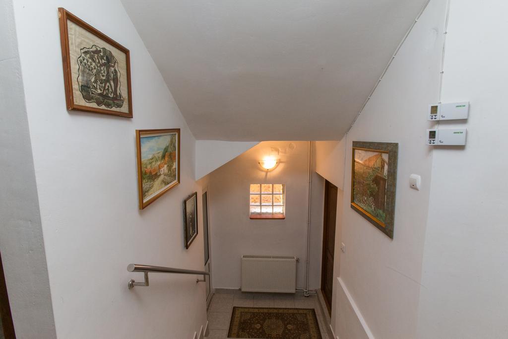 Casa Tudor Turda Extérieur photo